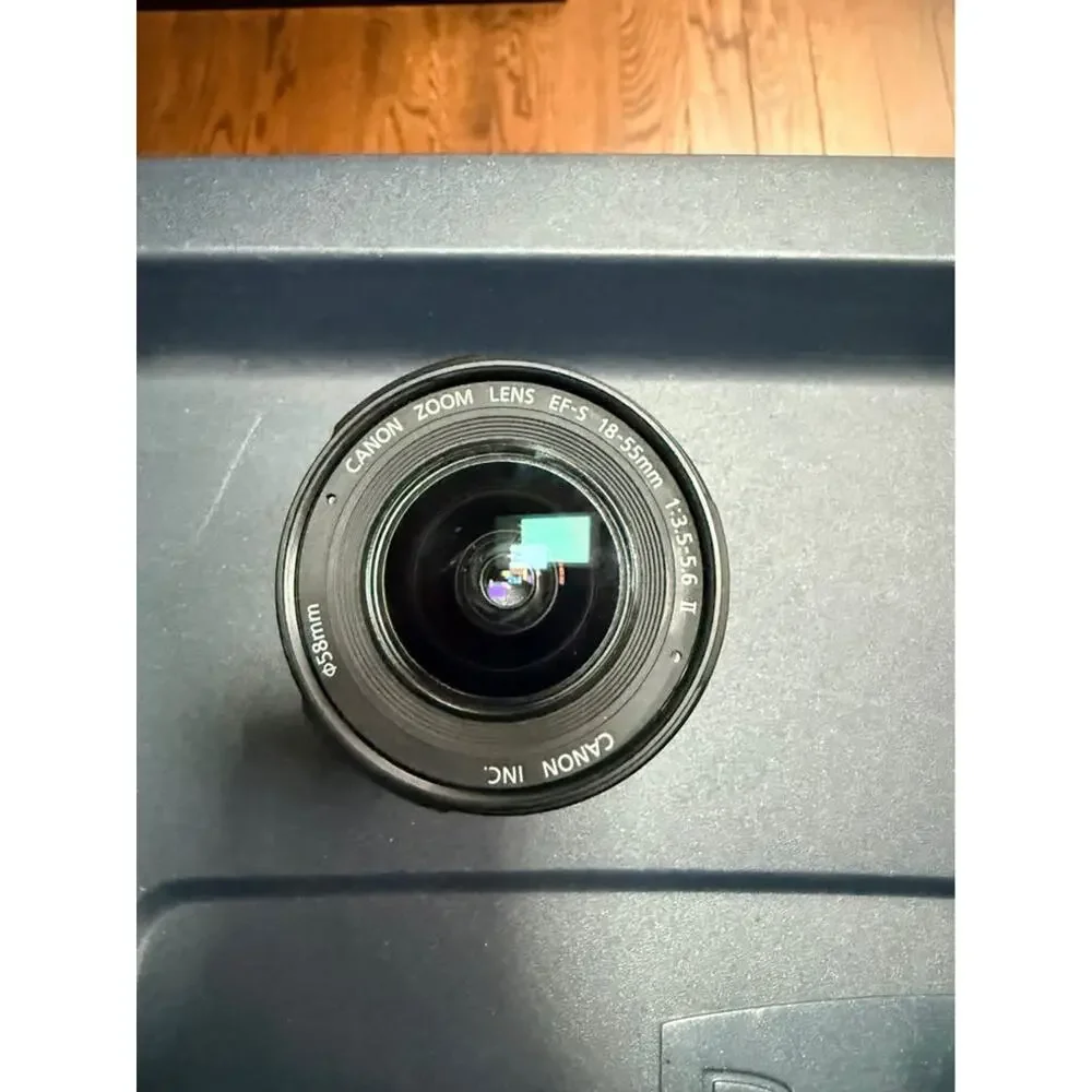 Canon EF-S 18-55mm f/3.5-5.6 II Zoom Lens